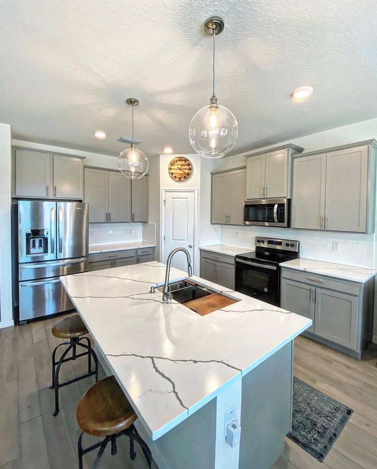 Kitchen — Quartz